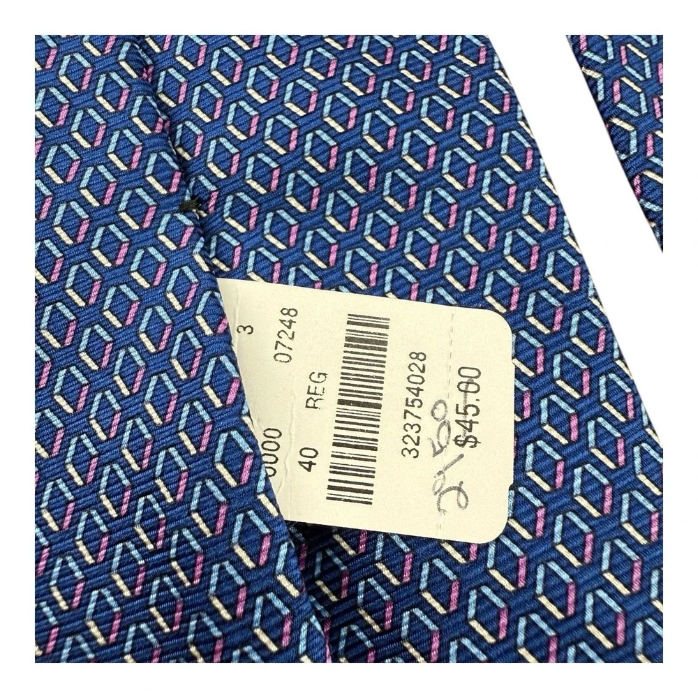 Brooks Brothers 346 Blue Pink Square‎ Print Silk Tie NWT 3.5